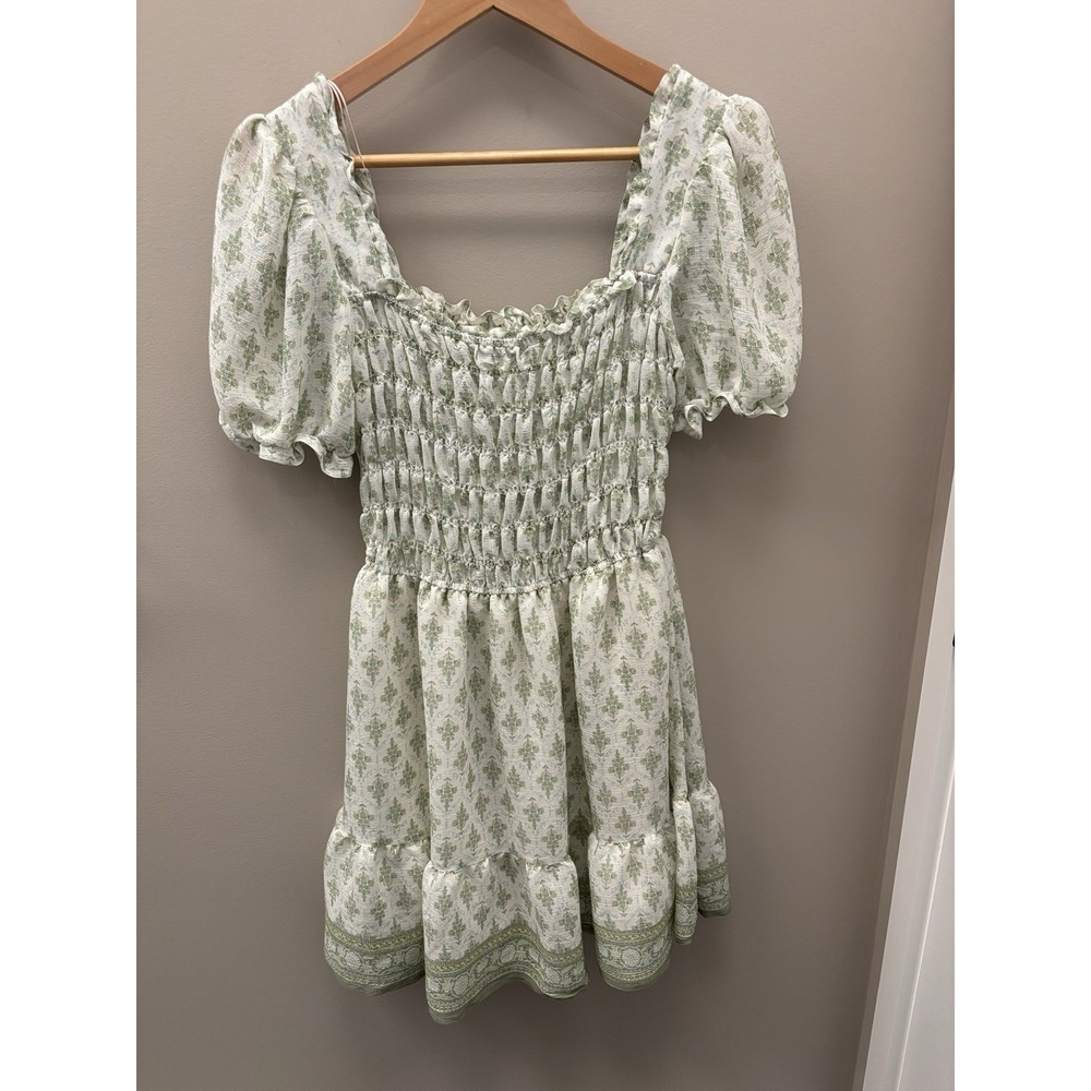 Mine Boutique Women's GreenFloral Mini Dress Tiered Ruffle  Size Small